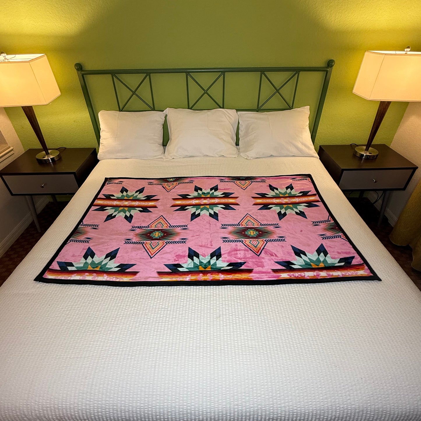 Reversible Light Pink/Black Star Baby Throw Blanket