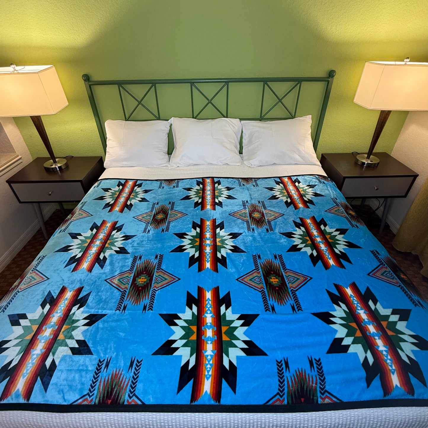 Reversible Sky Blue Star Blanket - TWIN/FULL